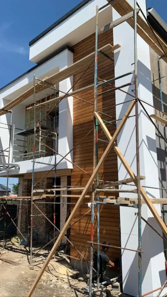 إصلاح تشققات اللياسة في البيوت الأحساء